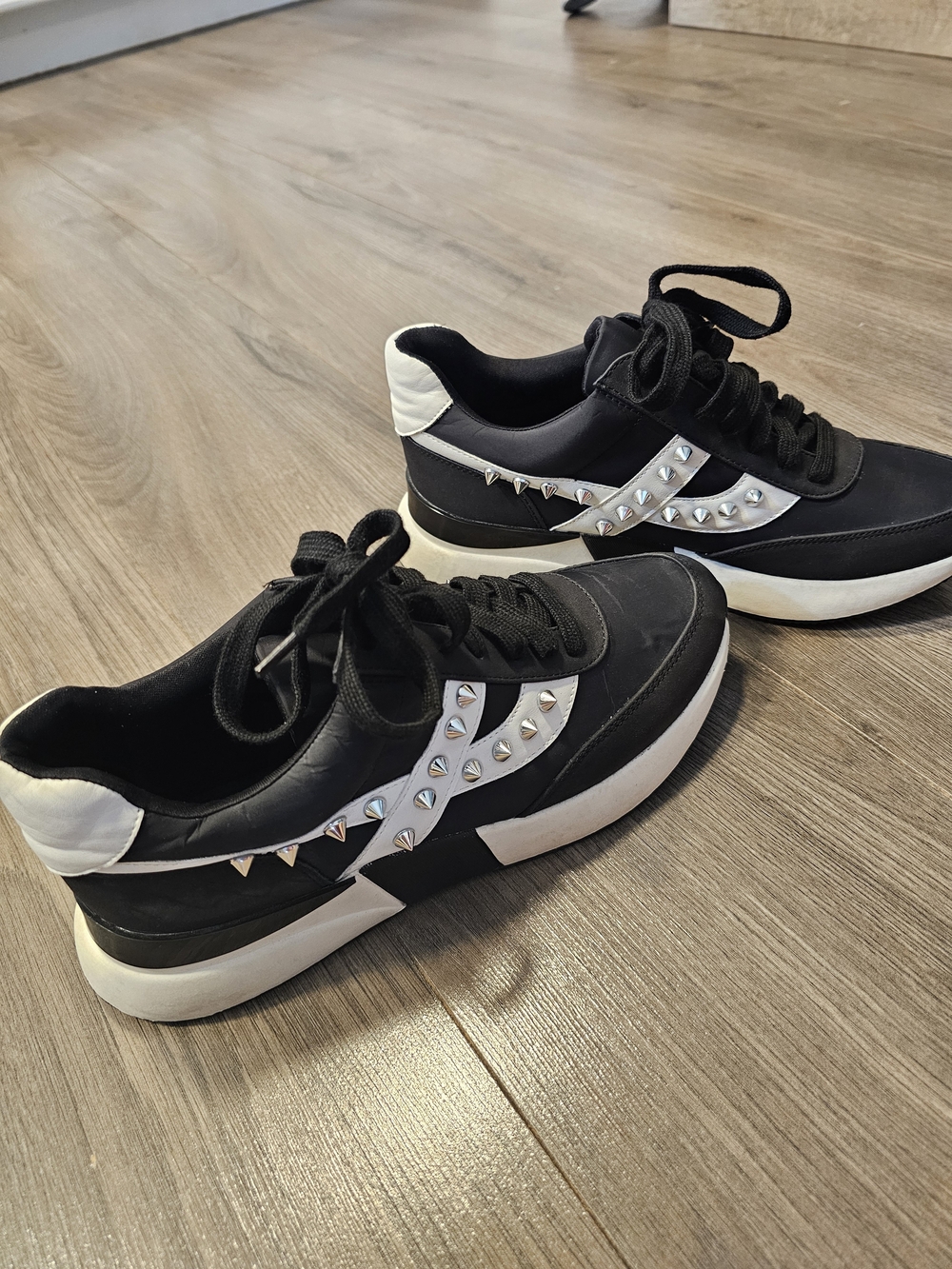 Shu Shop Black and White Studded Women's Sneakers